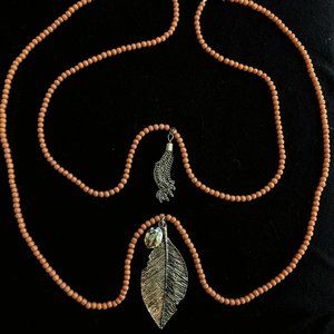 Bohemian Style Yoga Necklace with Steel Feather + Talis_Faux Beads